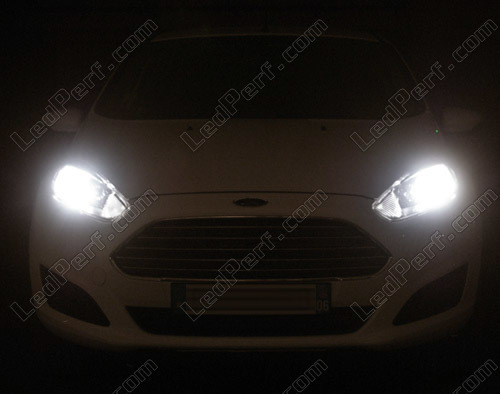 For Ford Fiesta MK7 Xenon Yellow low Beam 2008-17 Headlight Led Side Light  Bulbs