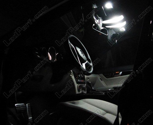 Für Mercedes CLS w219 2 Glühbirnen Weiße LED Beleuchtung Gepäck Kofferraum  Licht
