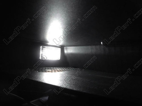 Glove box LED for Opel Zafira B