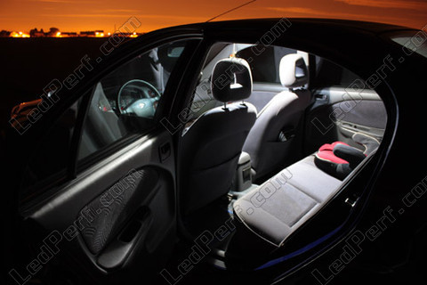passenger compartment LED for Toyota Avensis MK1