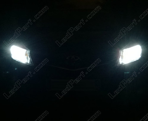 Low-beam headlights LED for Toyota Yaris 3