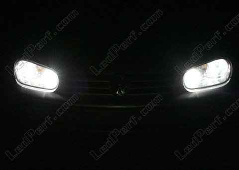 Main-beam headlights LED for Volkswagen Golf 4