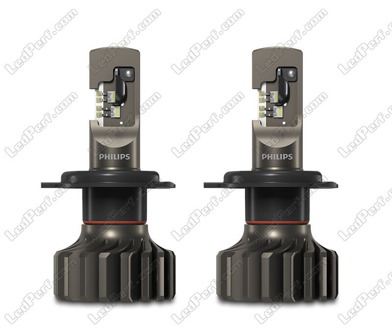 https://www.ledperf.eu/images/ledperf.com/high-power-led-bulbs-and-led-conversion-kits/h4-led-bulbs-and-h4-led-kits/leds-kits/h4-led-bulbs-kit-philips-ultinon-pro9100-350-5800k-lum11342u91x2-_232180.jpg