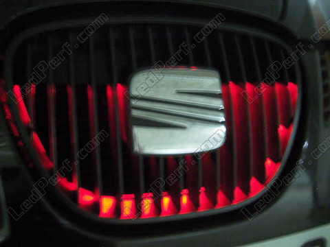 Radiator grille - red LED strip - waterproof 60cm