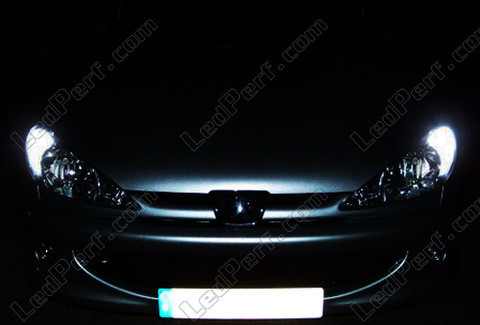 xenon white LED sidelight bulbs for Peugeot 206