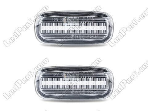 Front view of the sequential LED turn signals for Audi A8 D2 - Transparent Color