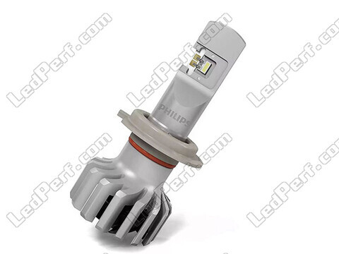 Zoom on a Philips LED bulb approved for Dacia Sandero 2