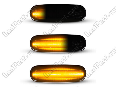 Lighting of the black dynamic LED side indicators for Fiat Doblo II