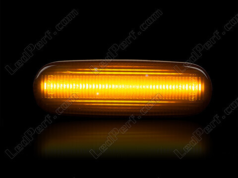 Maximum lighting of the dynamic LED side indicators for Fiat Doblo II
