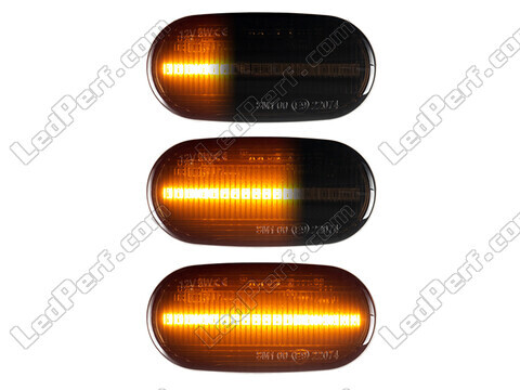 Lighting of the black dynamic LED side indicators for Honda Accord 8G
