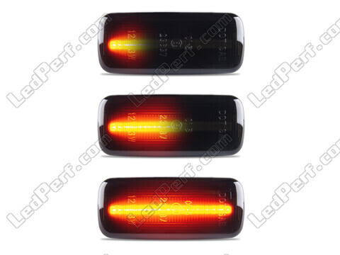 Lighting of the black dynamic LED side indicators for Jeep Grand Cherokee III (wk)