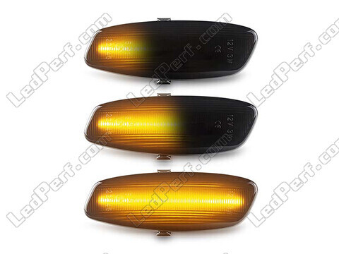 Lighting of the black dynamic LED side indicators for Peugeot RCZ