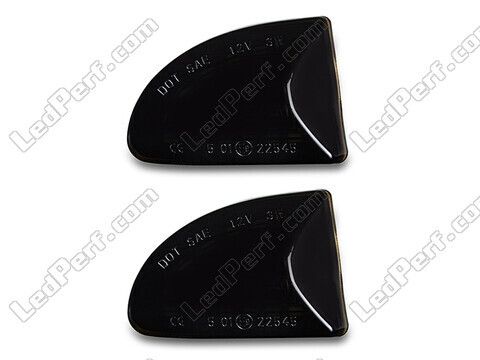 Front view of the dynamic LED side indicators for Smart Fortwo II - Smoked Black Color