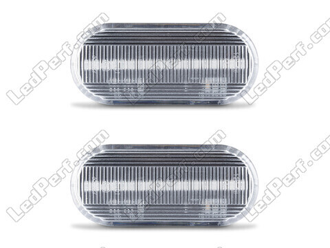 Front view of the sequential LED turn signals for Volkswagen Bora - Transparent Color