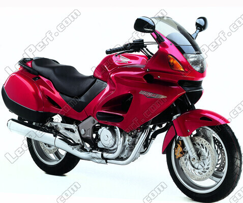 Motorcycle Honda NTV 650 Deauville (1998 - 2005)