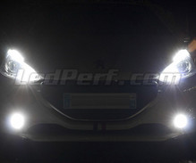 Xenon Effect bulbs pack for Peugeot 208 headlights